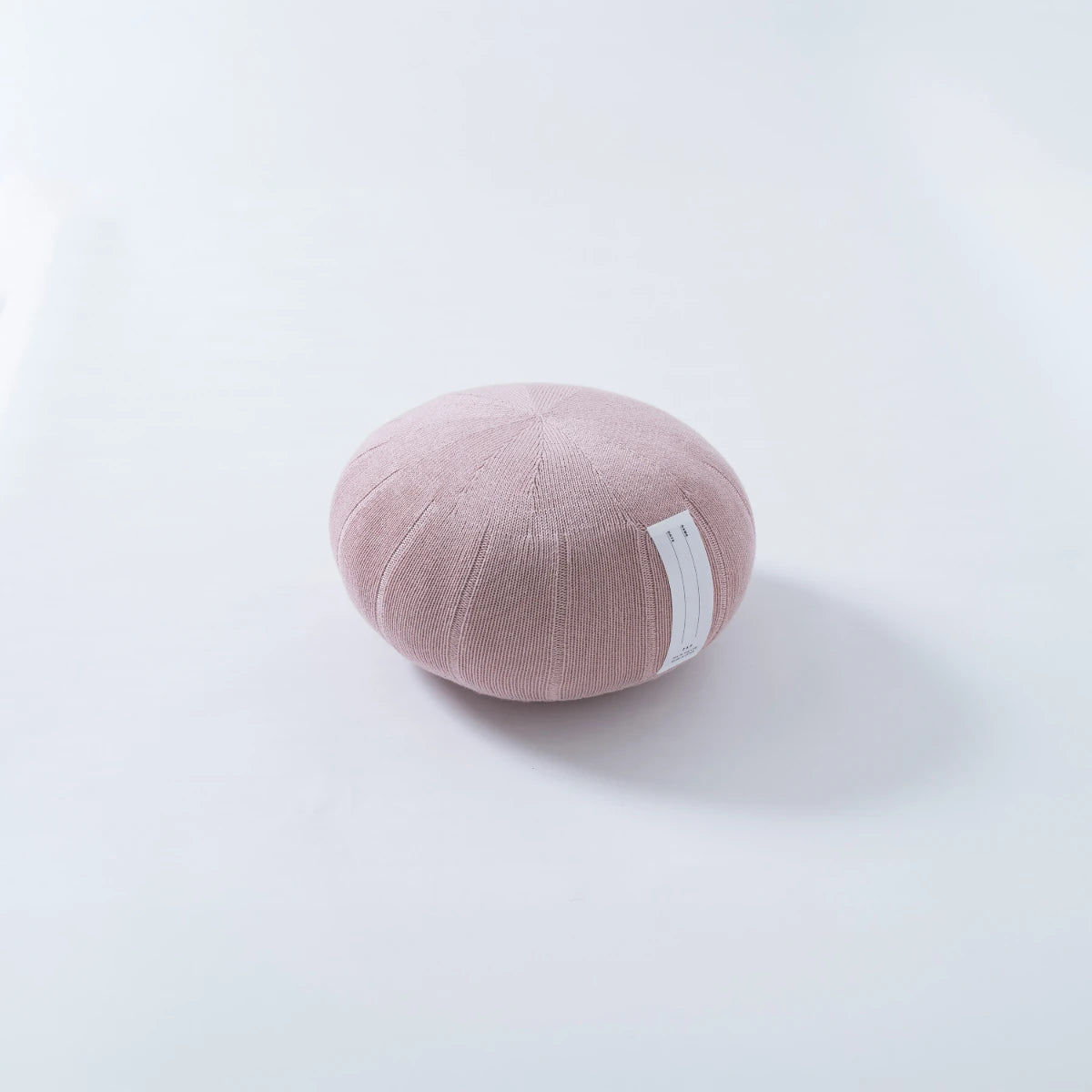 ピンク色のニット素材の日本製瞑想クッション